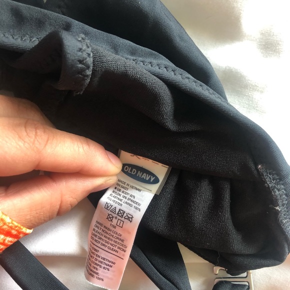 Black Bikini - Picture 3 of 4